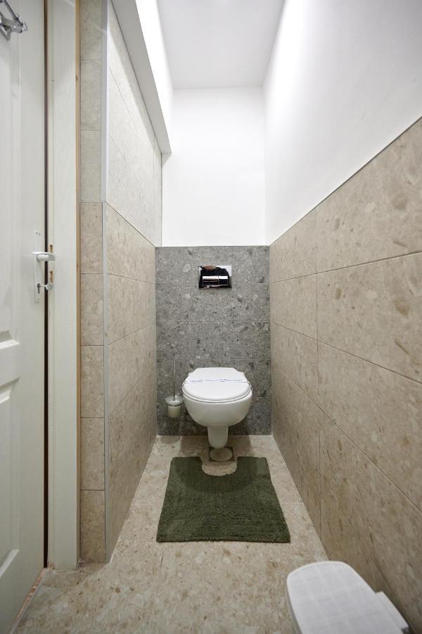 Vanimi Lux Apartmani Kikinda Exterior foto